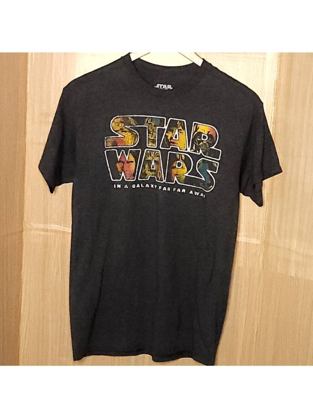 Stars Wars Grey Retro Look Character Galaxy Far Away Shirt Medium